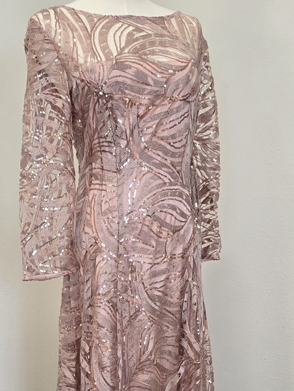 Tahari Elegant Blush Sequin 3/4-Sleeve Dress